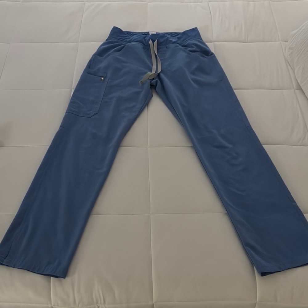 Figs Kade Cargo Ceil Blue XST